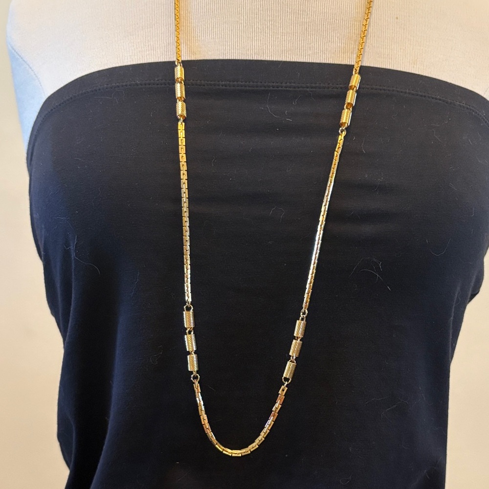 Gorgeous vintage gold chain